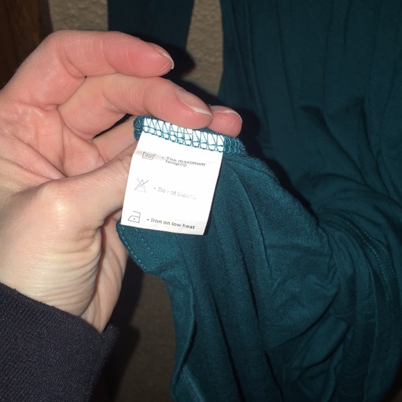 Pocketed Dress - Picture 6 of 6